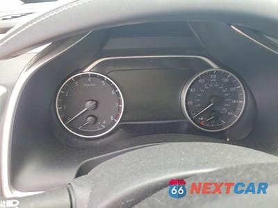 Zdjęcie 9 z 13 samochodu: 2018 NISSAN MURANO PLATINUM VIN:5N1AZ2MH9JN196879 - miniatura