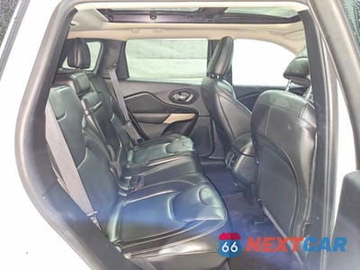 Zdjęcie 11 z 13 samochodu: 2018 JEEP CHEROKEE LIMITED VIN:1C4PJMDB7JD613869 - miniatura