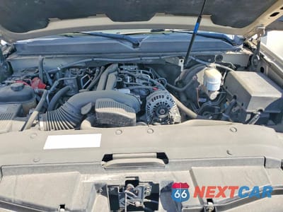 Zdjęcie 12 z 13 samochodu: 2010 CHEVROLET SUBURBAN K1500 LT VIN:1GNUKJE3XAR129968 - miniatura