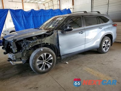 2024 TOYOTA HIGHLANDER XLE 5TDKDRBH5RS565875 - główne zdjęcie licytacji z USA - miniatura