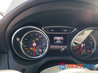 Zdjęcie 9 z 12 samochodu: 2018 MERCEDES-BENZ CLA 250 VIN:WDDSJ4EB0JN639822 - miniatura