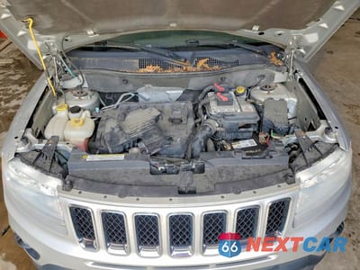 Zdjęcie 12 z 13 samochodu: 2011 JEEP COMPASS SPORT VIN:1J4NF1FB0BD282651 - miniatura