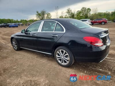 Drugie zdjęcie samochodu z przodu: 2017 MERCEDES-BENZ C 300 4MATIC VIN:55SWF4KB7HU200111 - miniatura