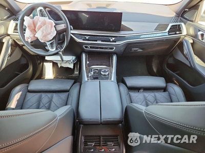 Zdjęcie 8 z 12 samochodu: 2025 BMW X6 XDRIVE40I VIN:5UX33EX09S9X77510 - miniatura