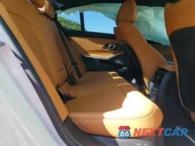 Zdjęcie 10 z 13 samochodu: 2026 BMW 330XI VIN:3MW89CW05T8F86154 - miniatura