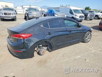 Trzecie zdjęcie samochodu z tyłu: 2017 HYUNDAI ELANTRA VALUE EDITION VIN:5NPD84LF7HH143317 - miniatura