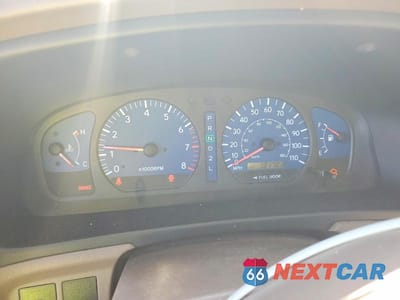Zdjęcie 9 z 13 samochodu: 2001 TOYOTA SIENNA LE VIN:4T3ZF13C61U361571 - miniatura
