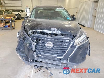 Piąte zdjęcie samochodu w środku: 2024 NISSAN KICKS SV VIN:3N1CP5CV2RL529367 - miniatura