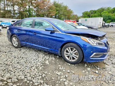 Czwarte zdjęcie samochodu z boku: 2017 HYUNDAI SONATA SE VIN:5NPE24AF0HH573375 - miniatura