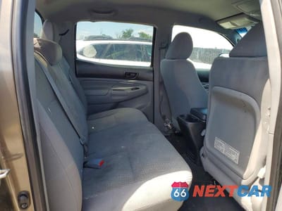 Zdjęcie 10 z 12 samochodu: 2015 TOYOTA TACOMA DOUBLE CAB PRERUNNER VIN:3TMJU4GN5FM177277 - miniatura