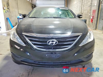 Piąte zdjęcie samochodu w środku: 2014 HYUNDAI SONATA GLS VIN:5NPEB4AC7EH839119 - miniatura