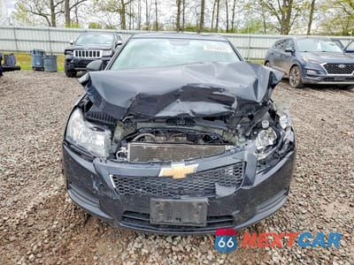 Piąte zdjęcie samochodu w środku: 2012 CHEVROLET CRUZE LS VIN:1G1PC5SH4C7369311 - miniatura