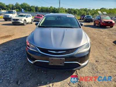 Piąte zdjęcie samochodu w środku: 2016 CHRYSLER 200 LIMITED VIN:1C3CCCAG8GN155964 - miniatura