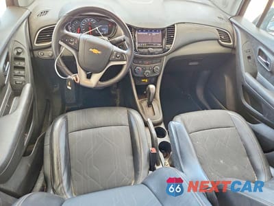 Zdjęcie 8 z 13 samochodu: 2020 CHEVROLET TRAX 1LT VIN:KL7CJPSB0LB335265 - miniatura