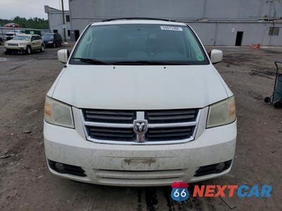 Piąte zdjęcie samochodu w środku: 2010 DODGE GRAND CARAVAN SXT VIN:2D4RN5DX4AR125221 - miniatura
