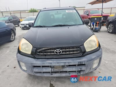 Piąte zdjęcie samochodu w środku: 2001 TOYOTA RAV4 BASE VIN:JTEHH20V216002619 - miniatura