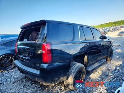 Trzecie zdjęcie samochodu z tyłu: 2016 CHEVROLET TAHOE POLICE VIN:1GNLCDEC4GR392766 - miniatura