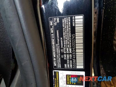 Zdjęcie 12 z 12 samochodu: 2017 MERCEDES-BENZ C 300 4MATIC VIN:55SWF4KB3HU202745 - miniatura