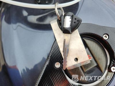 Zdjęcie 8 z 10 samochodu: 2015 SUZUKI GSX-R750 VIN:JS1GR7MA6F2101308 - miniatura