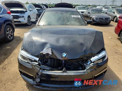 Piąte zdjęcie samochodu w środku: 2018 BMW M550XI VIN:WBAJB9C58JB035446 - miniatura