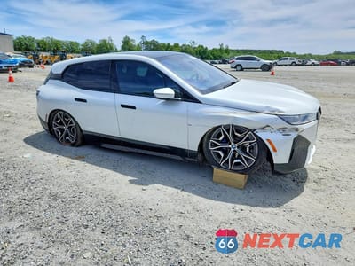 Czwarte zdjęcie samochodu z boku: 2025 BMW IX XDRIVE50 VIN:WB523CF02SCU70598 - miniatura