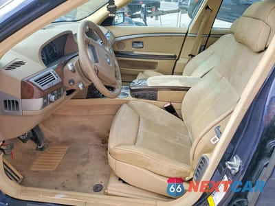 Zdjęcie 7 z 12 samochodu: 2006 BMW 750 I VIN:WBAHL83576DT02058 - miniatura