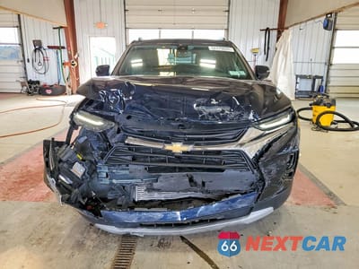 Piąte zdjęcie samochodu w środku: 2021 CHEVROLET BLAZER 2LT VIN:3GNKBHR43MS535742 - miniatura