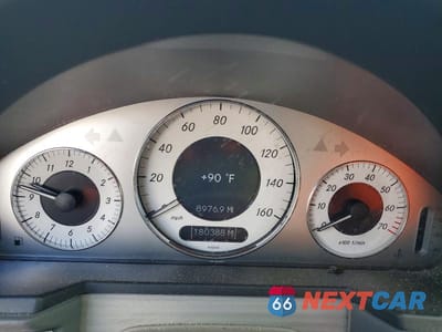 Zdjęcie 9 z 12 samochodu: 2009 MERCEDES-BENZ E 350 VIN:WDBUF56X69B406026 - miniatura