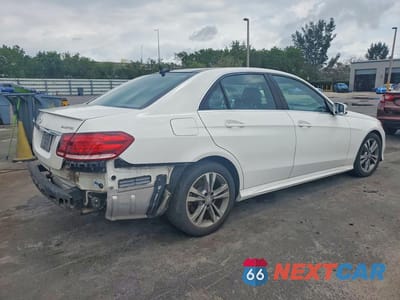 Trzecie zdjęcie samochodu z tyłu: 2016 MERCEDES-BENZ E 250 BLUETEC VIN:WDDHF9HB5GB204163 - miniatura