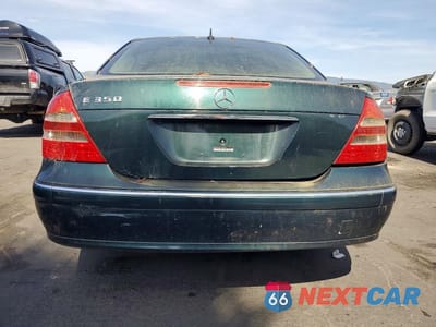Zdjęcie 6 z 12 samochodu: 2006 MERCEDES-BENZ E 350 VIN:WDBUF56J76A874716 - miniatura