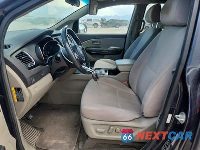 Zdjęcie 7 z 13 samochodu: 2016 KIA SEDONA LX VIN:KNDMB5C13G6090085 - miniatura