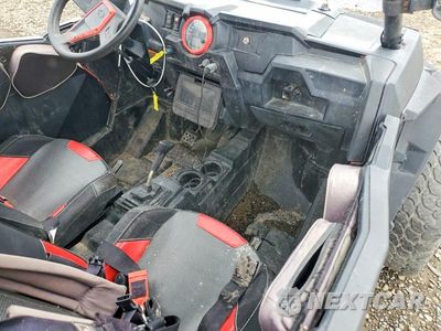 Piąte zdjęcie samochodu w środku: 2015 POLARIS RZR UTILITY VEHICLE VIN:3NSVFE990FF429912 - miniatura