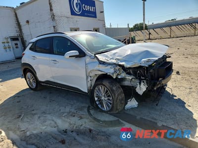 Czwarte zdjęcie samochodu z boku: 2019 HYUNDAI KONA SEL VIN:KM8K62AA2KU251300 - miniatura