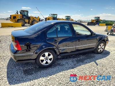 Trzecie zdjęcie samochodu z tyłu: 2005 VOLKSWAGEN JETTA GLS TDI VIN:3VWSR69M75M038799 - miniatura