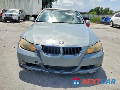 Piąte zdjęcie samochodu w środku: 2008 BMW 328 I VIN:WBAVA37598NL49109 - miniatura