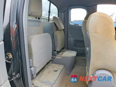 Zdjęcie 10 z 12 samochodu: 2010 TOYOTA TACOMA ACCESS CAB VIN:5TEUU4EN4AZ693867 - miniatura