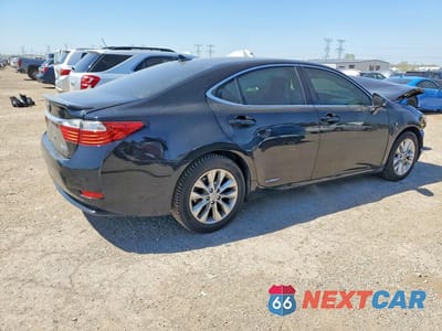 Trzecie zdjęcie samochodu z tyłu: 2013 LEXUS ES 300H VIN:JTHBW1GG3D2008294 - miniatura