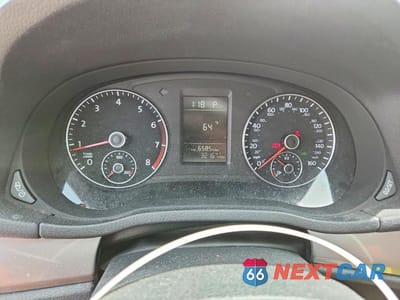 Zdjęcie 9 z 13 samochodu: 2014 VOLKSWAGEN PASSAT S VIN:1VWAT7A33EC097792 - miniatura