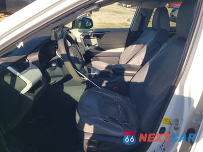 Zdjęcie 7 z 14 samochodu: 2022 TOYOTA RAV4 XLE VIN:2T3P1RFV2NC274212 - miniatura