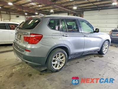 Trzecie zdjęcie samochodu z tyłu: 2011 BMW X3 XDRIVE35I VIN:5UXWX7C57BL731367 - miniatura
