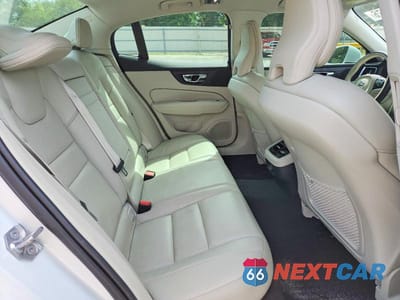 Zdjęcie 10 z 12 samochodu: 2022 VOLVO S60 B5 INSCRIPTION VIN:7JRL12TL9NG154069 - miniatura