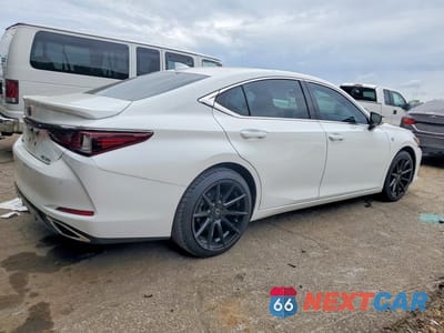 Trzecie zdjęcie samochodu z tyłu: 2019 LEXUS ES 350 VIN:58ABZ1B1XKU039771 - miniatura