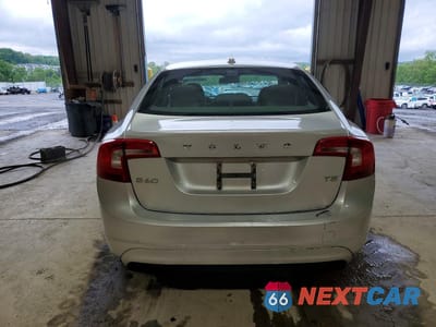 Zdjęcie 6 z 12 samochodu: 2014 VOLVO S60 T5 VIN:YV1612FS2E2298195 - miniatura