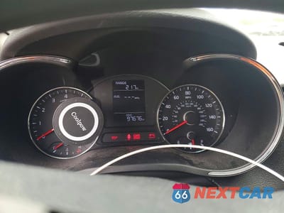 Zdjęcie 9 z 13 samochodu: 2016 KIA FORTE LX VIN:KNAFK4A62G5617909 - miniatura