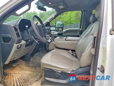 Zdjęcie 7 z 12 samochodu: 2017 FORD F350 SUPER DUTY VIN:1FD8X3F64HED46350 - miniatura