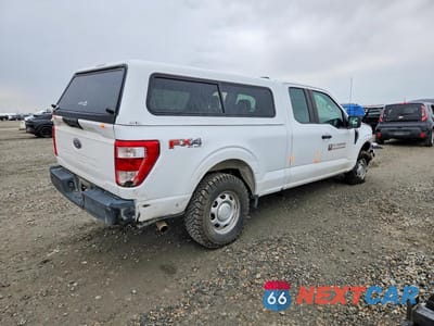 Trzecie zdjęcie samochodu z tyłu: 2023 FORD F150 SUPER CAB VIN:1FTFX1E54PKD84900 - miniatura
