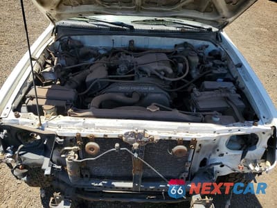 Zdjęcie 12 z 13 samochodu: 2000 TOYOTA 4RUNNER SR5 VIN:JT3GN86R9Y0152265 - miniatura