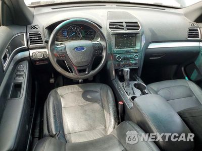 Zdjęcie 8 z 14 samochodu: 2016 FORD EXPLORER XLT VIN:1FM5K7D8XGGA51026 - miniatura