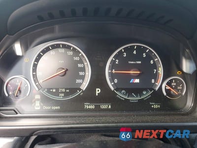 Zdjęcie 9 z 12 samochodu: 2015 BMW M5 VIN:WBSFV9C54FD594335 - miniatura