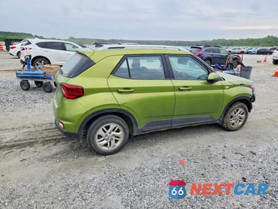 Trzecie zdjęcie samochodu z tyłu: 2020 HYUNDAI VENUE SEL VIN:KMHRC8A36LU035091 - miniatura